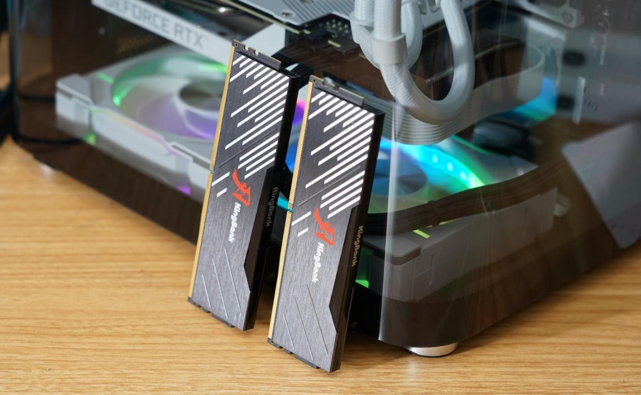 评测：金百达 DDR5 6800MHz 游戏内存