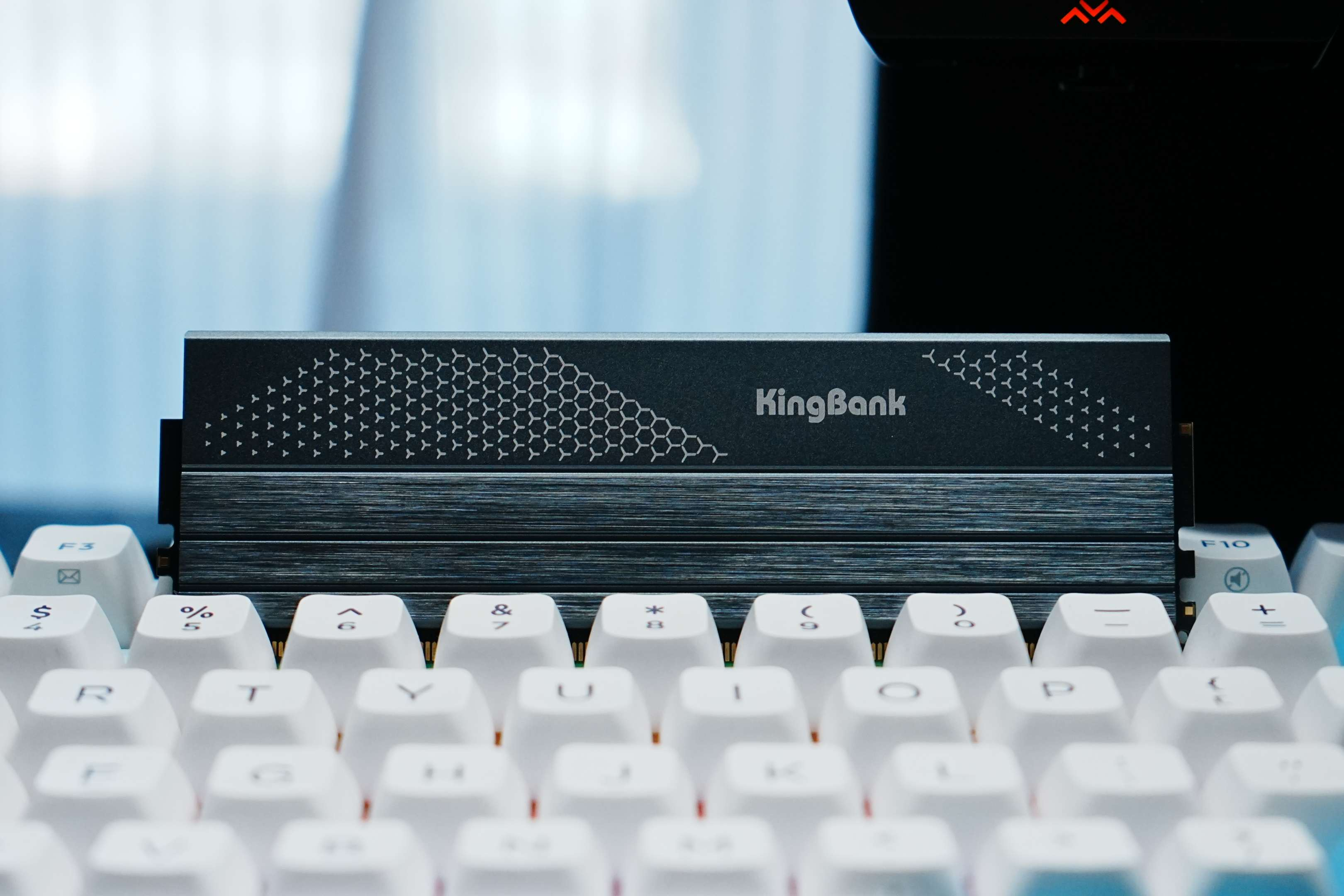 金百达 星刃 6400C32 48GX2 测评！