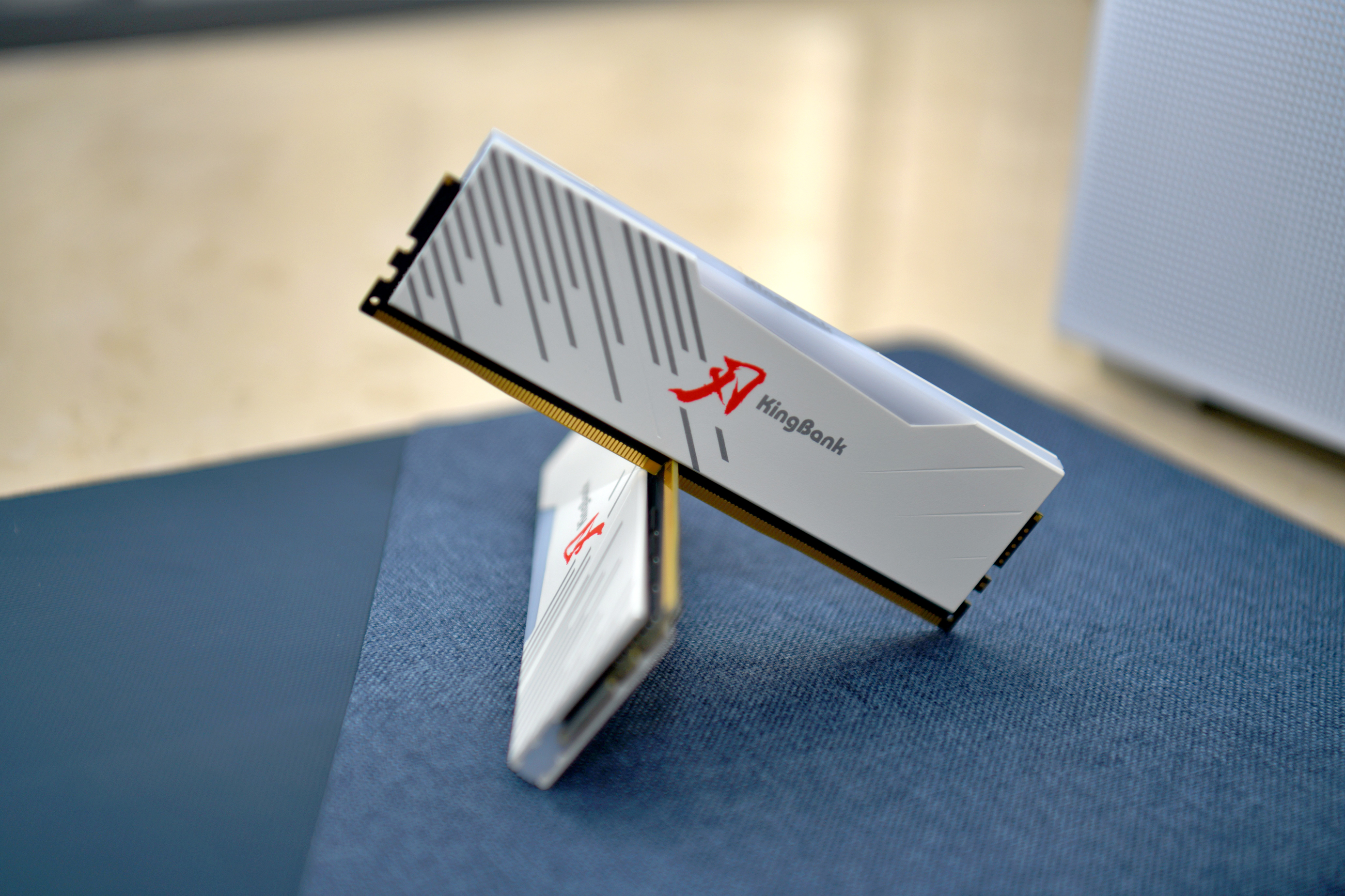 Review: Overclocked to 8200MHz? Watch KingBank DDR5 6800MHz Memory Modules!